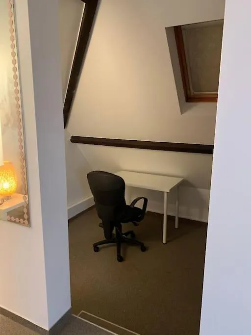 Appartement Separe Avec Parking Dans Villa Vilvoorde Belgia