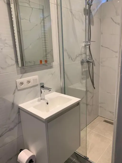 Appartement Separe Avec Parking Dans Villa Vilvoorde 0*,